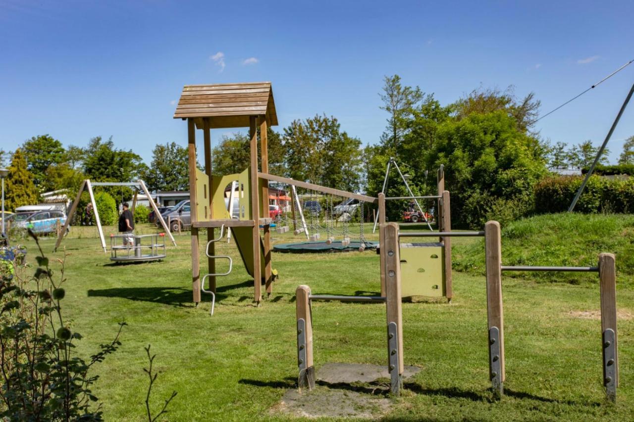 Villa Aan 'T Wiel Op Recreatiepark De Wielen سينت مارتن المظهر الخارجي الصورة